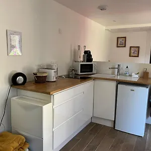 Appartement Cosy Equipe En Coeur De Au Calme, Guingamp